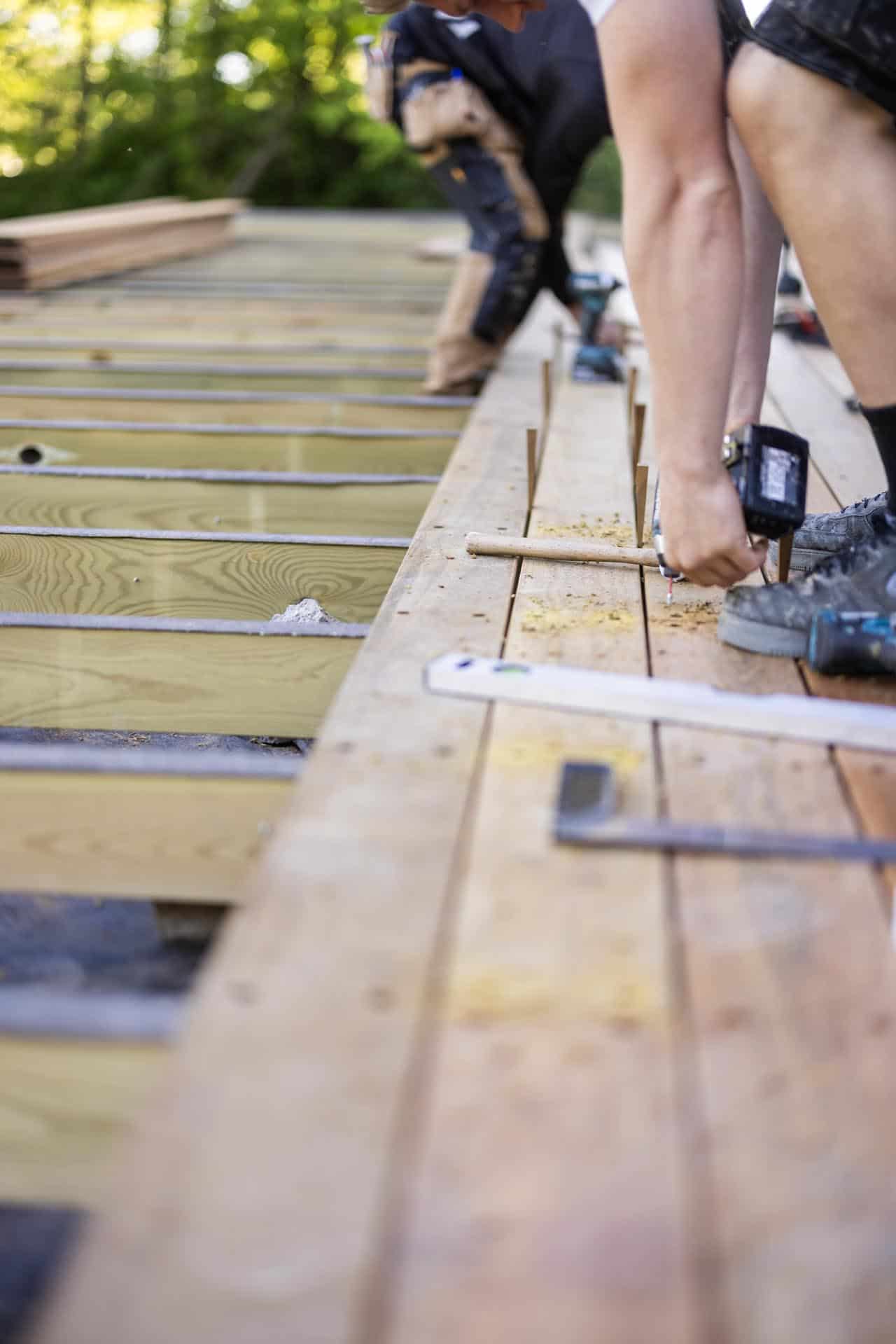 I gang med en ny terrasse